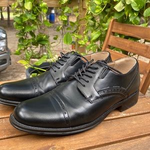 Mens Dress Shoes size 9m
